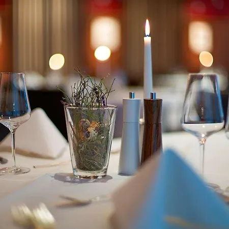 Gude Hotel